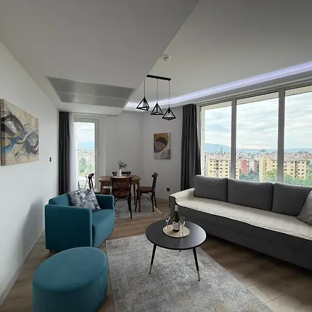 Cevahir Luxury Free Parking Skyline View Скопье